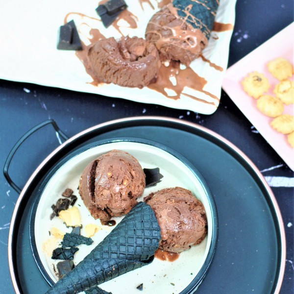 Çikolatalı Ev Tipi Dondurma Tozu